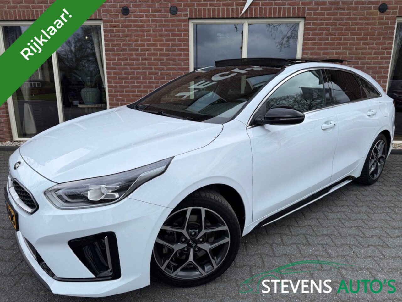 Kia Pro cee'd - 1.0 T-GDI GT-Line PANODAK / SCHUIF.KANTELDAK / STOEL&STUUR VERW. - AutoWereld.nl
