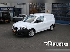 Mercedes-Benz Citan - 110 CDI L1 Pro 3 Zitplaatsen, MBUX, Stoelverwarming