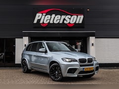 BMW X5 - M 4.4i YOUNGTIMER PANO MEMORY XENON LEDER ZEER NETJES