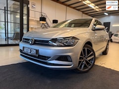 Volkswagen Polo - 1.0 TSI Comfortline 95PK Automaat Dealer onderhouden Garantie Parkeersensoren Bluetooth