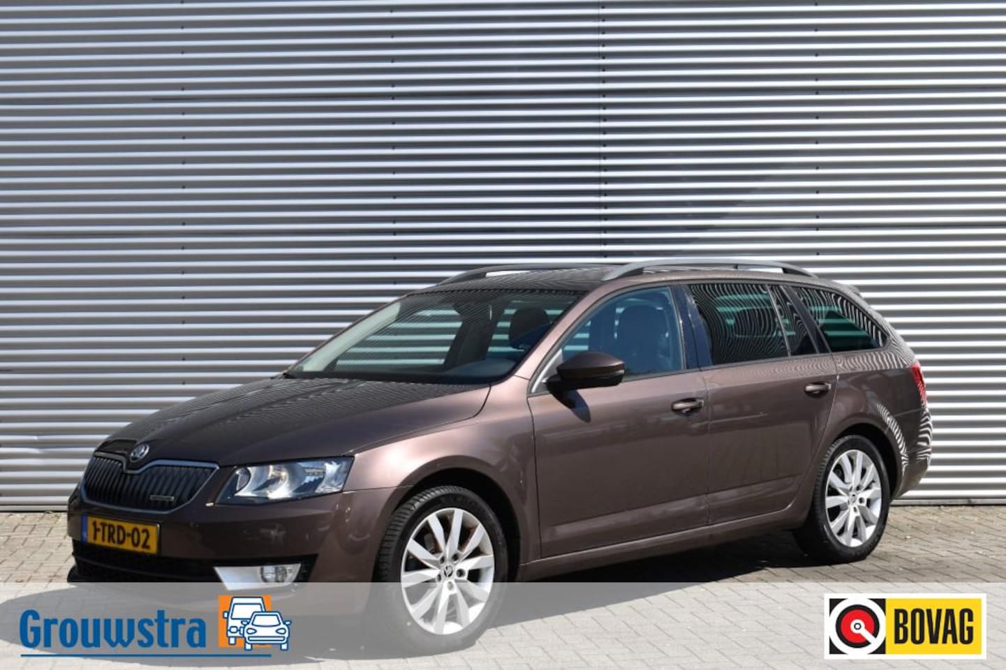 Skoda Octavia Combi - COMBI 1.6 TDI BUSINESS LINE / STOEL VERW. / PDC / TREKHAAK - AutoWereld.nl