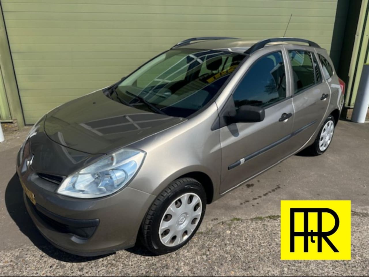 Renault Clio Estate - 1.2-16V Expression Estate 1.2 - 16V Expression - AutoWereld.nl
