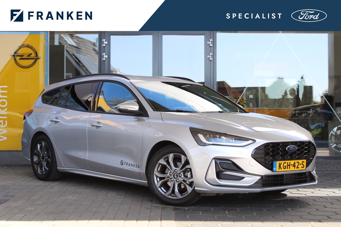 Ford Focus Wagon - 1.0 EcoBoost Hybrid ST Line X | BLIS | Head-Up | Trekhaak | Adaptieve cruise - AutoWereld.nl