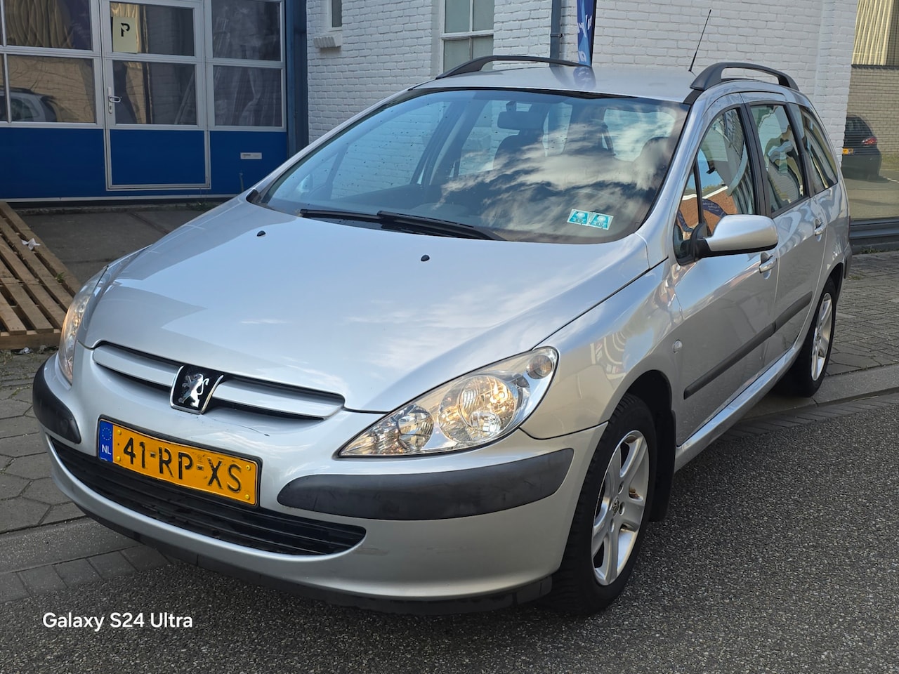 Peugeot 307 Break - 2.0-16V XS/automaat*2e eigenaar*nap*apk*airco*aangepasten auto!!! - AutoWereld.nl
