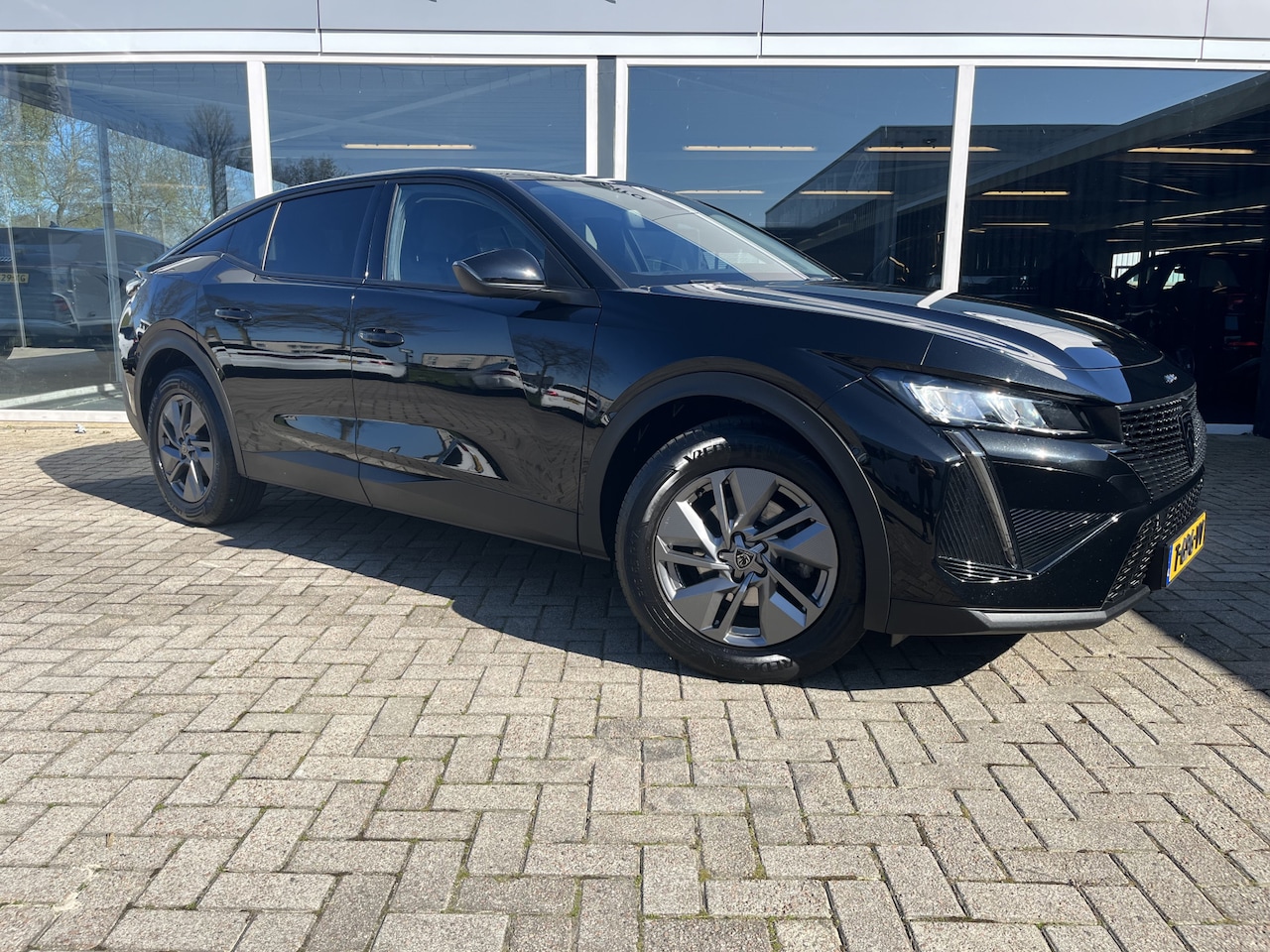 Peugeot 408 - 1.2 PureTech Allure 130 EAT8 Carplay / Led / Camera / Cruise / Clima - AutoWereld.nl