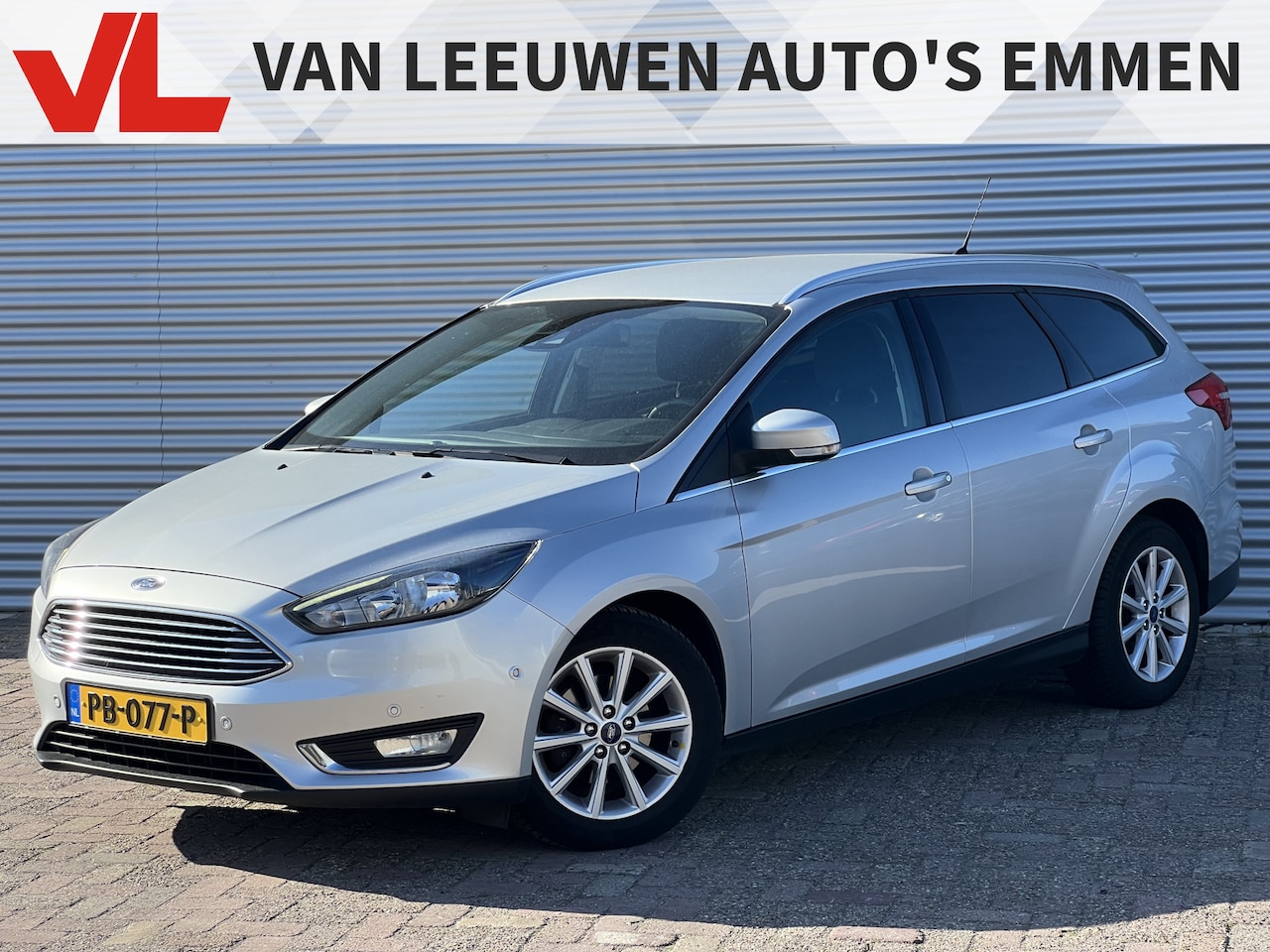 Ford Focus Wagon - 1.0 Trend | Nieuw Binnen! | Winterpack | Trekhaak | Navi - AutoWereld.nl