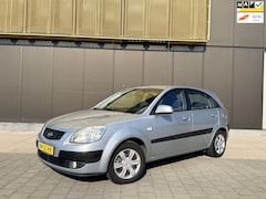 Kia Rio - 1.4 L | Airco ijskoud| Nwe APK | Distr VV | Deal ondrh | Trekh