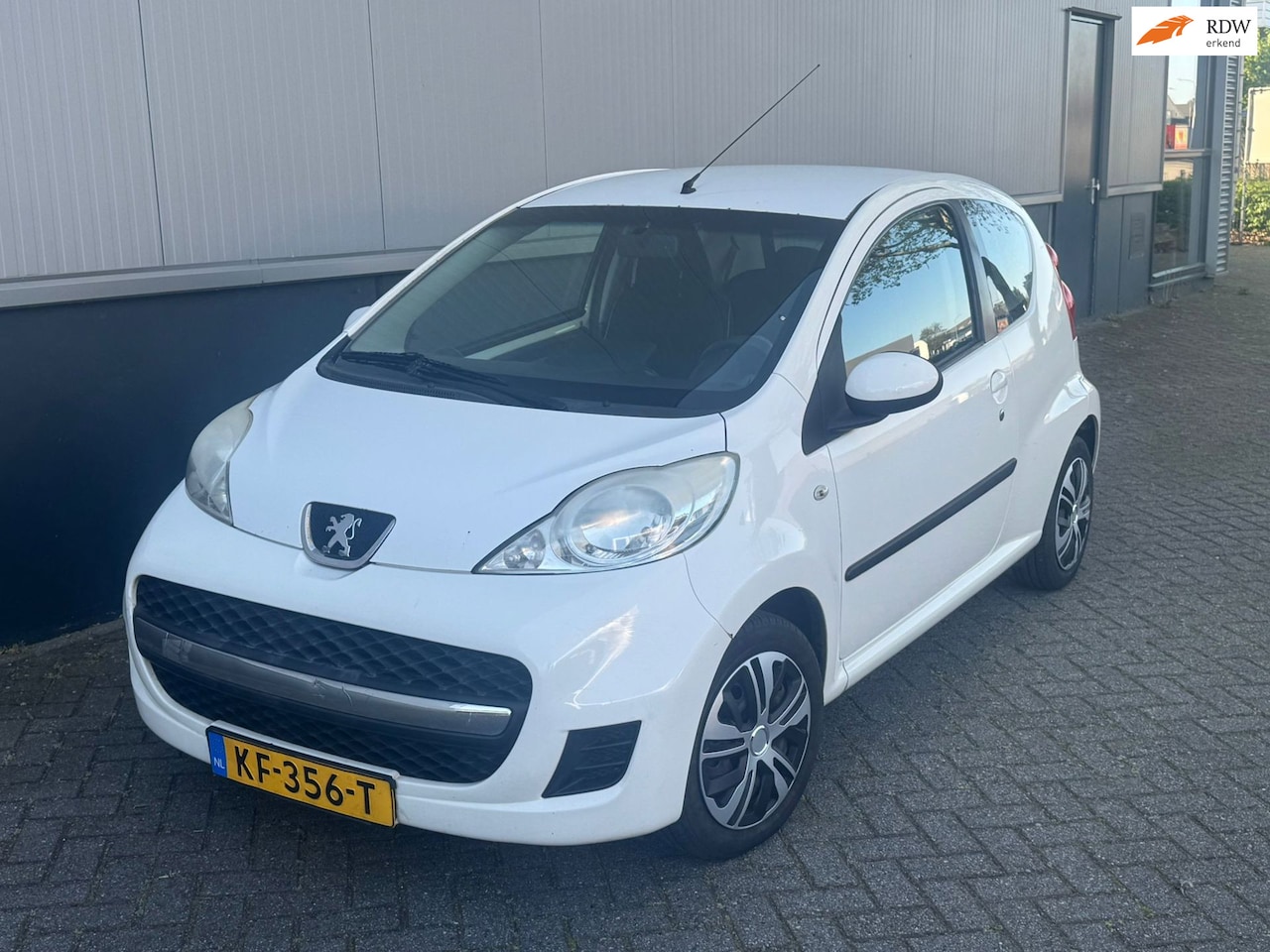 Peugeot 107 - 1.0-12V XR airco Carplay Nieuwe apk - AutoWereld.nl