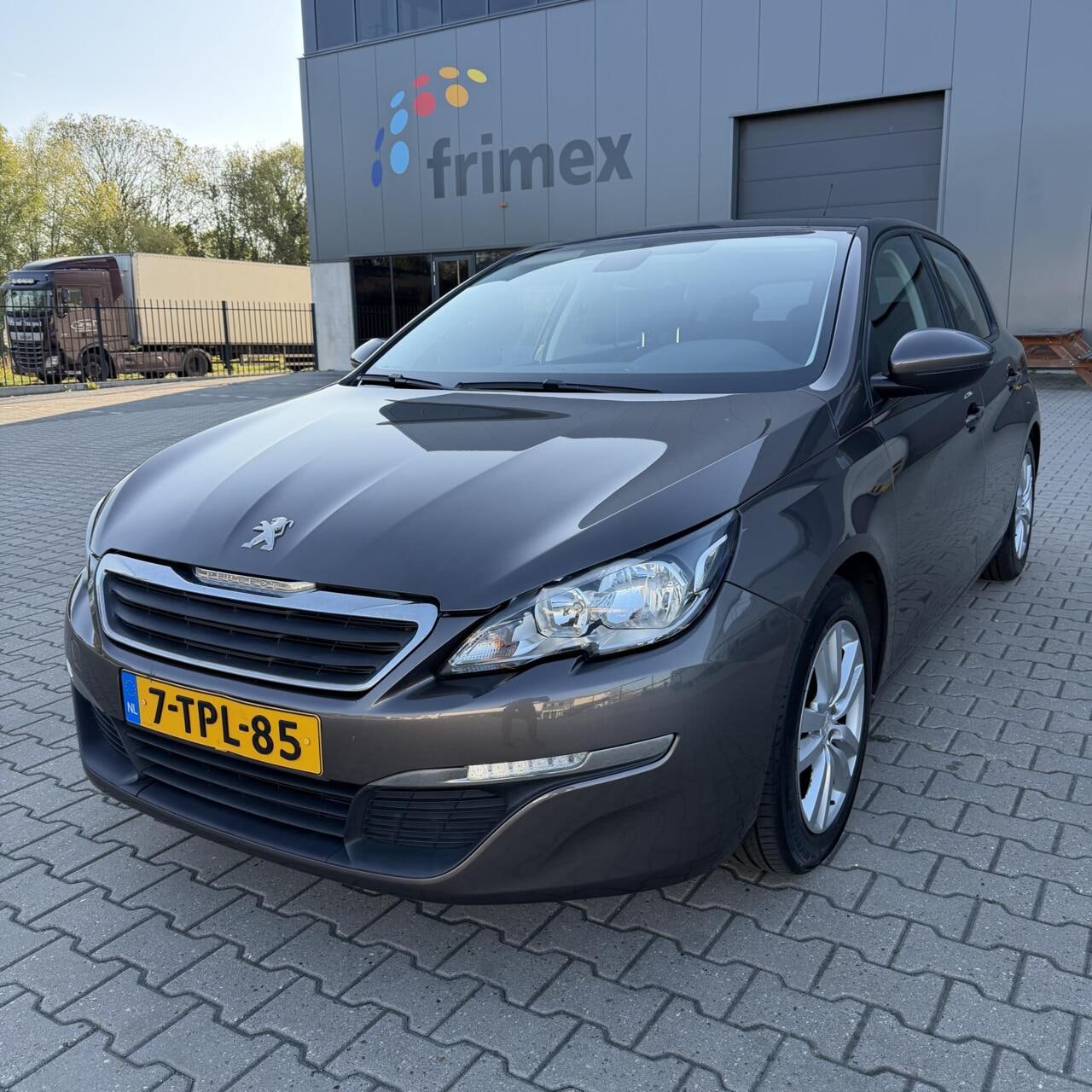 Peugeot 308 - 1.6 Allure | PDC | Navi | NW APK ! - AutoWereld.nl