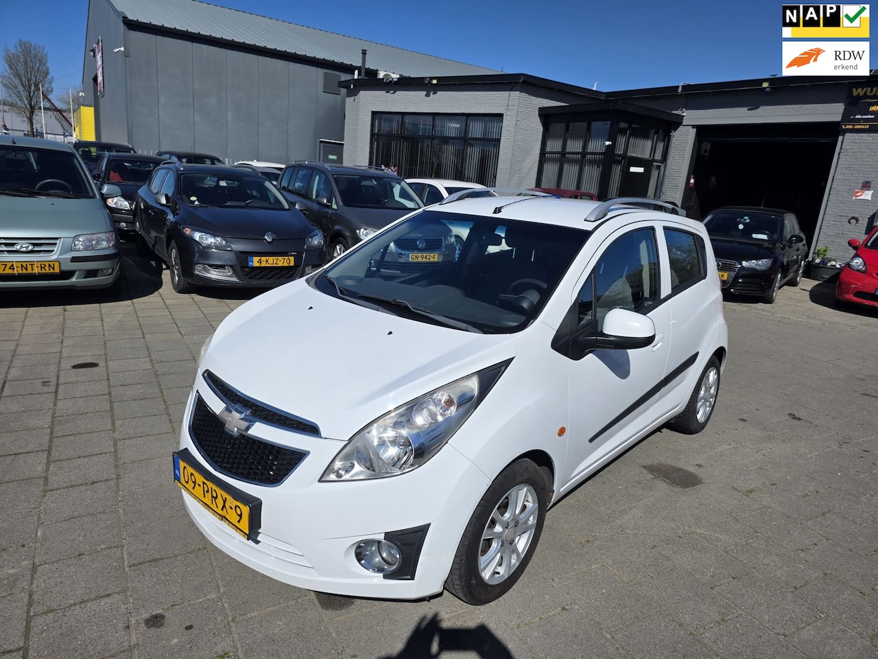 Chevrolet Spark - 1.0 16V LS Bi-Fuel GAS G3 APK NIEUW - AutoWereld.nl