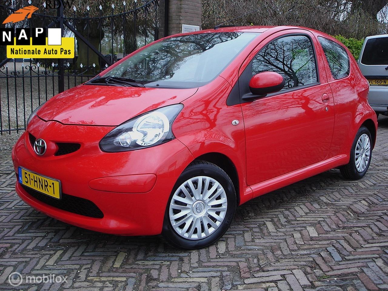 Toyota Aygo - 1.0-12V Comfort 1.0-12V Comfort - AutoWereld.nl