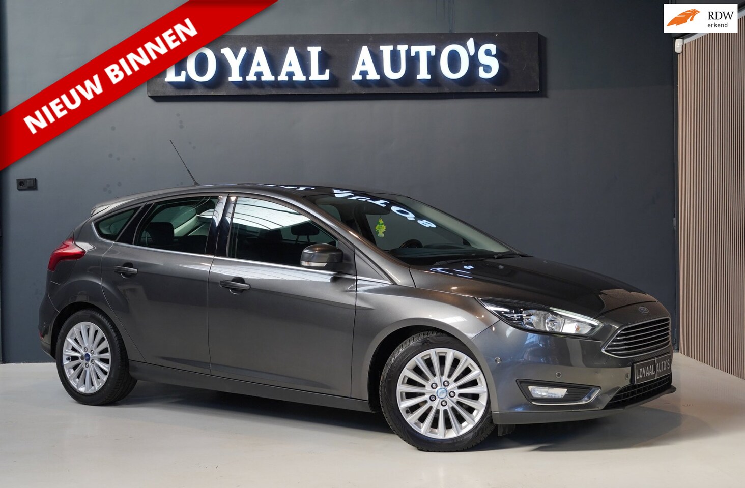 Ford Focus - 1.0 Titanium Edition | NAVI | AIRCO | CRUISE | ELEK.RAMEN | NAP | APK. - AutoWereld.nl