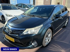 Toyota Avensis Wagon - 1.8 VVTi Dynamic Business Automaat Facelift model 100% dealer onderhouden met alle boekjes
