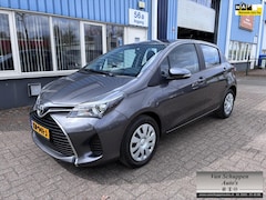 Toyota Yaris - 1.3 VVT-i Business 1e Eign Autom. Navi Camera Crui
