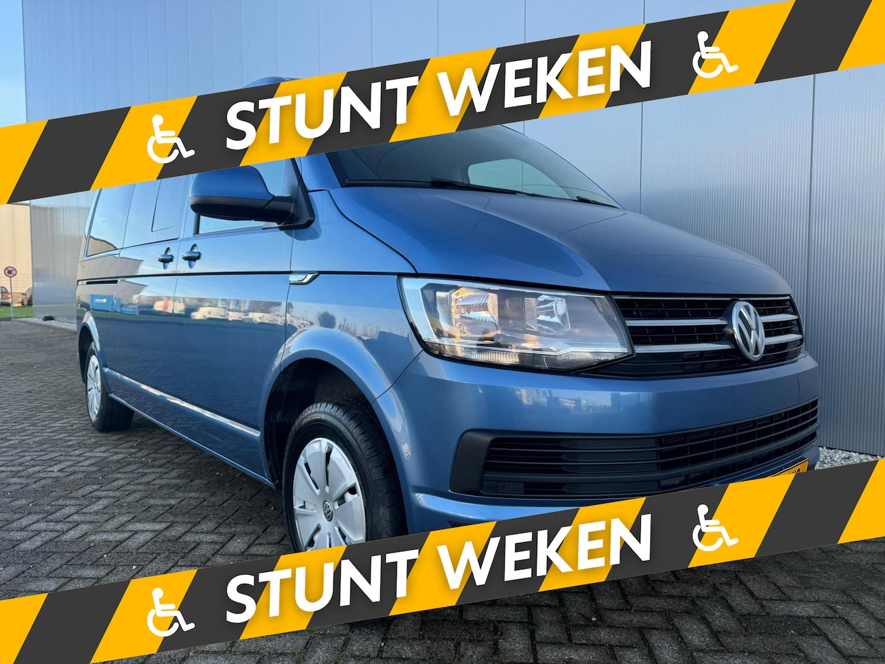 Volkswagen Transporter Multivan - Caravelle L2 Rolstoelbus Rolstoel Voorin Airco - AutoWereld.nl