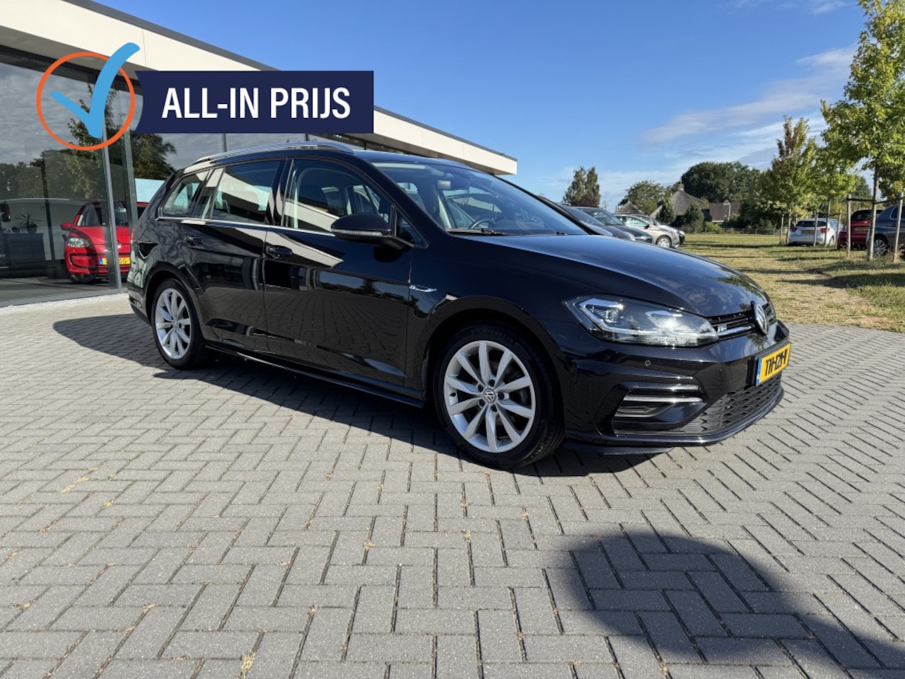 Volkswagen Golf Variant - 1.5 TSI HL Bns R - AutoWereld.nl