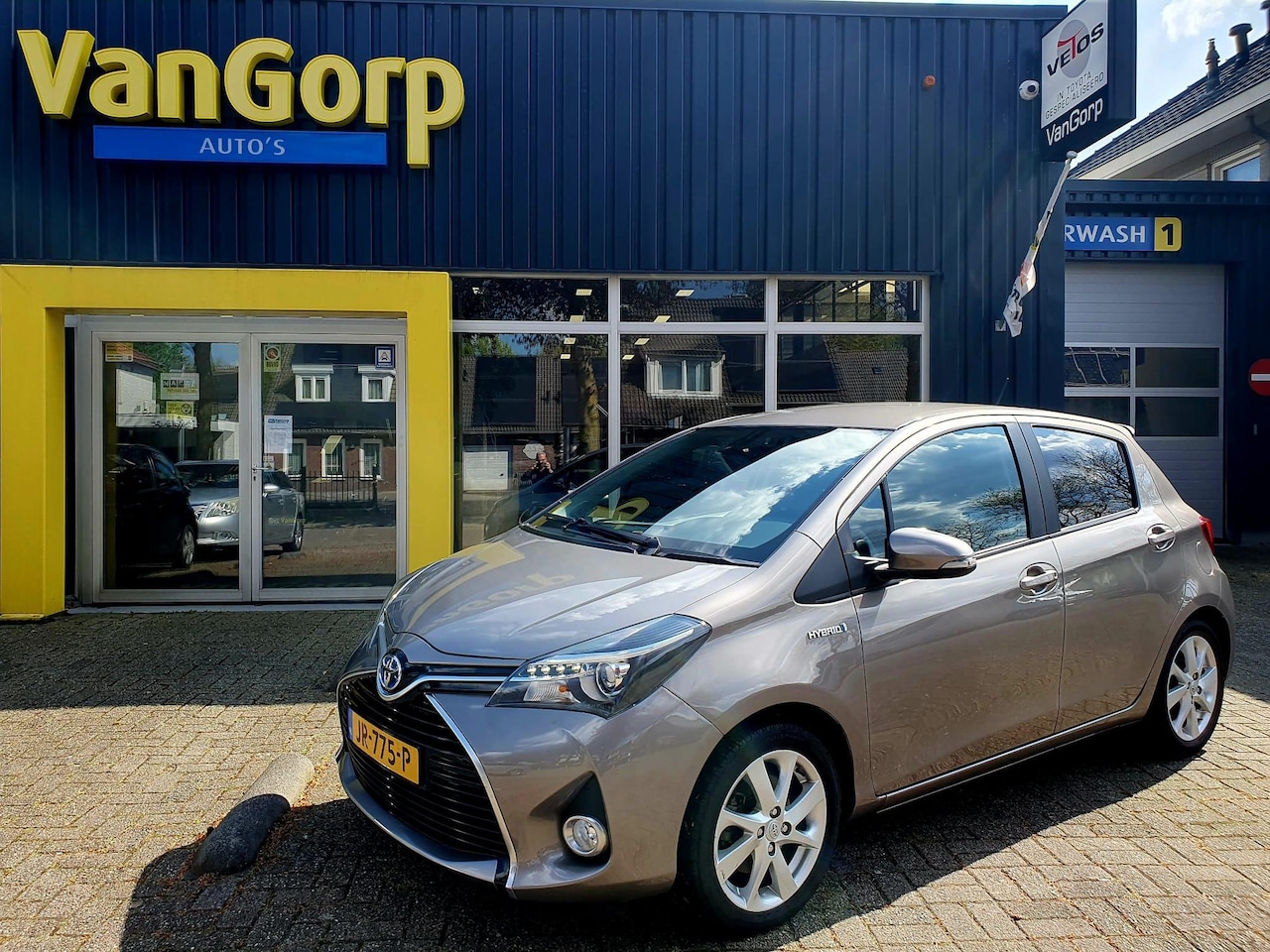 Toyota Yaris - 1.5 Hybrid Aspiration All-in prijs! - AutoWereld.nl