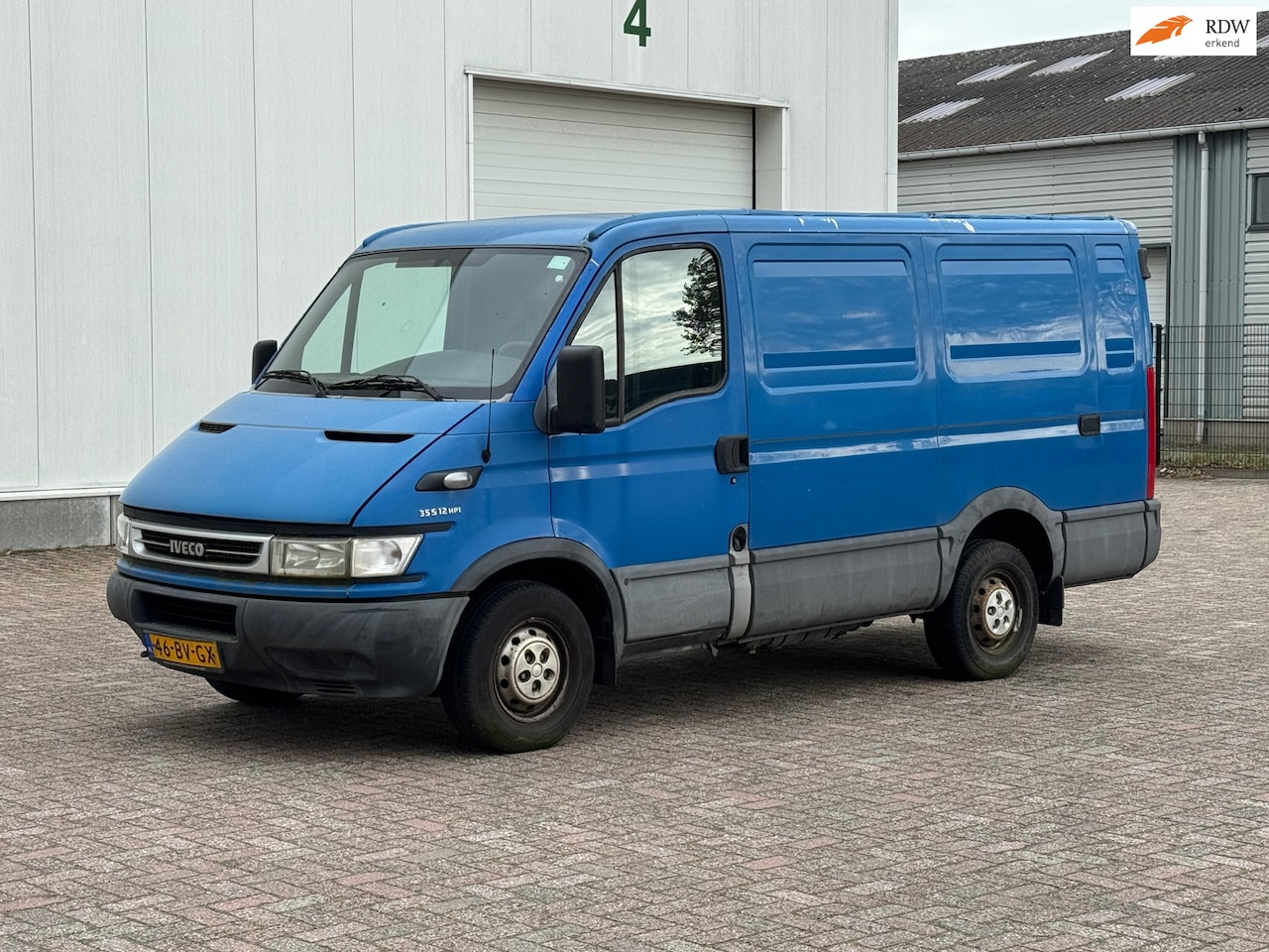 Iveco Daily - 35 S 12V 300 H2 L 35S12V 300 H2 L - AutoWereld.nl
