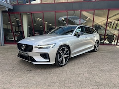 Volvo V60 - 2.0 T8 Plug-in hybrid AWD Plus Bright | Recharge | Long Range | R-Design | Pano | 360 grad
