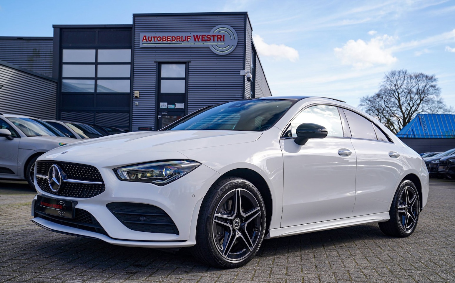 Mercedes-Benz CLA-Klasse - 250 e Business Solution AMG Limited | Panorama | Sfeerverlichting LED | Camera | Leder/Alc - AutoWereld.nl
