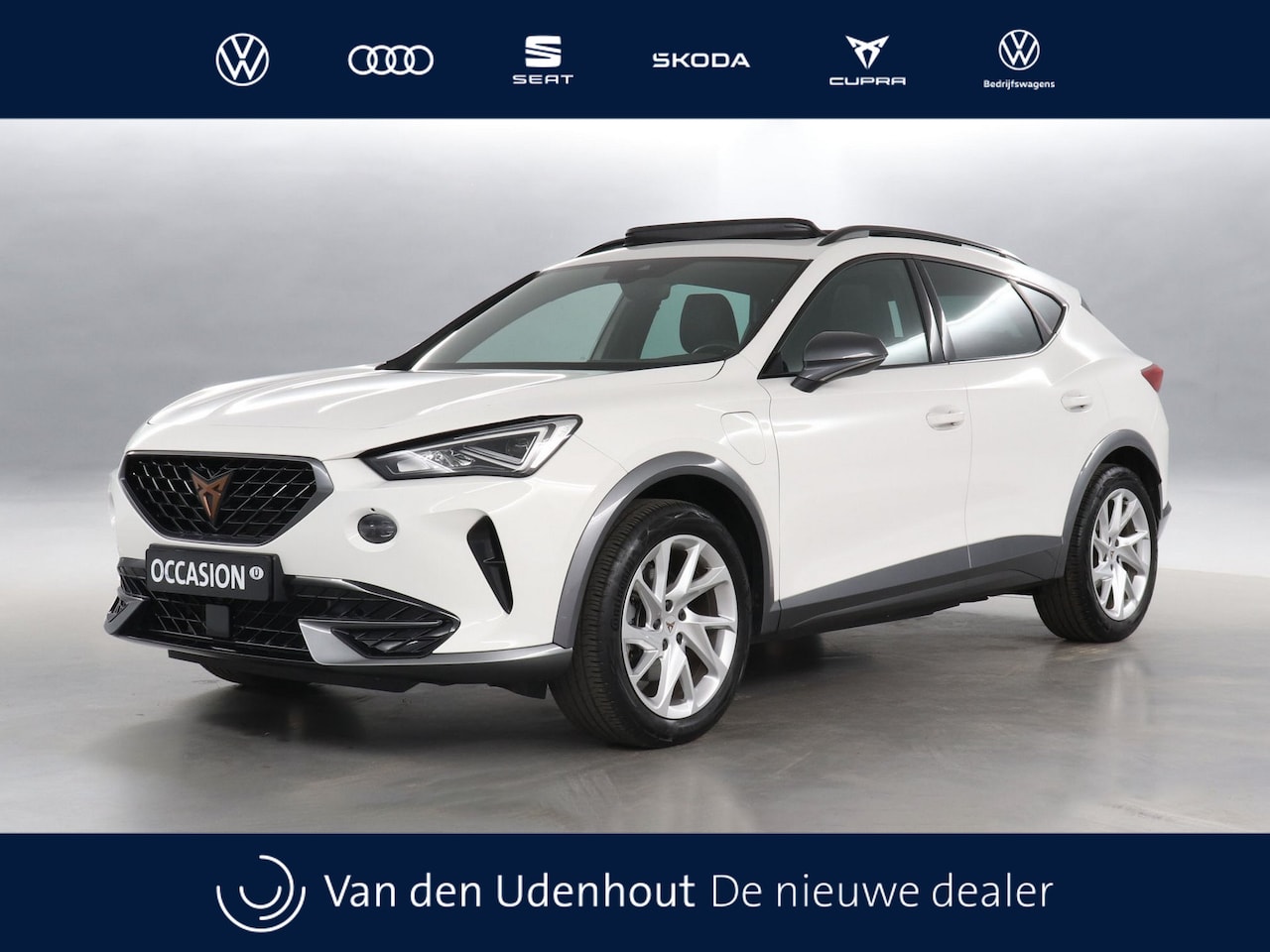 CUPRA Formentor - 1.4 TSI eHybrid 204pk PHEV Adrenaline / Panoramadak / Adaptive Cruise / Camera - AutoWereld.nl