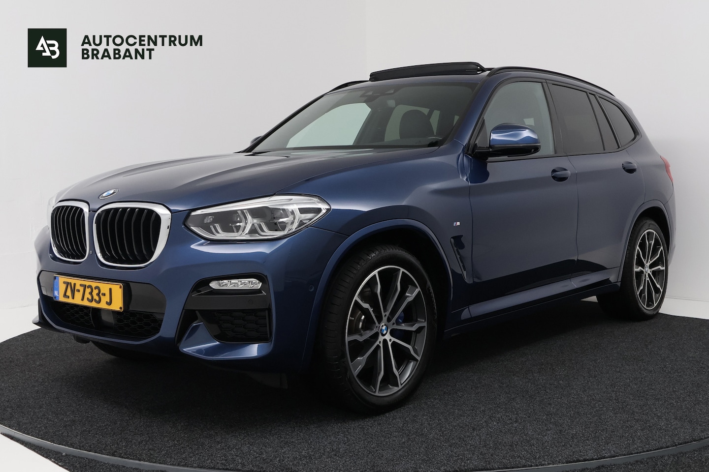 BMW X3 - XDrive30i High Executive (PANORAMADAK, TREKHAAK, STOELVERWARMING, CAMERA, ELEKTR STOELEN, - AutoWereld.nl