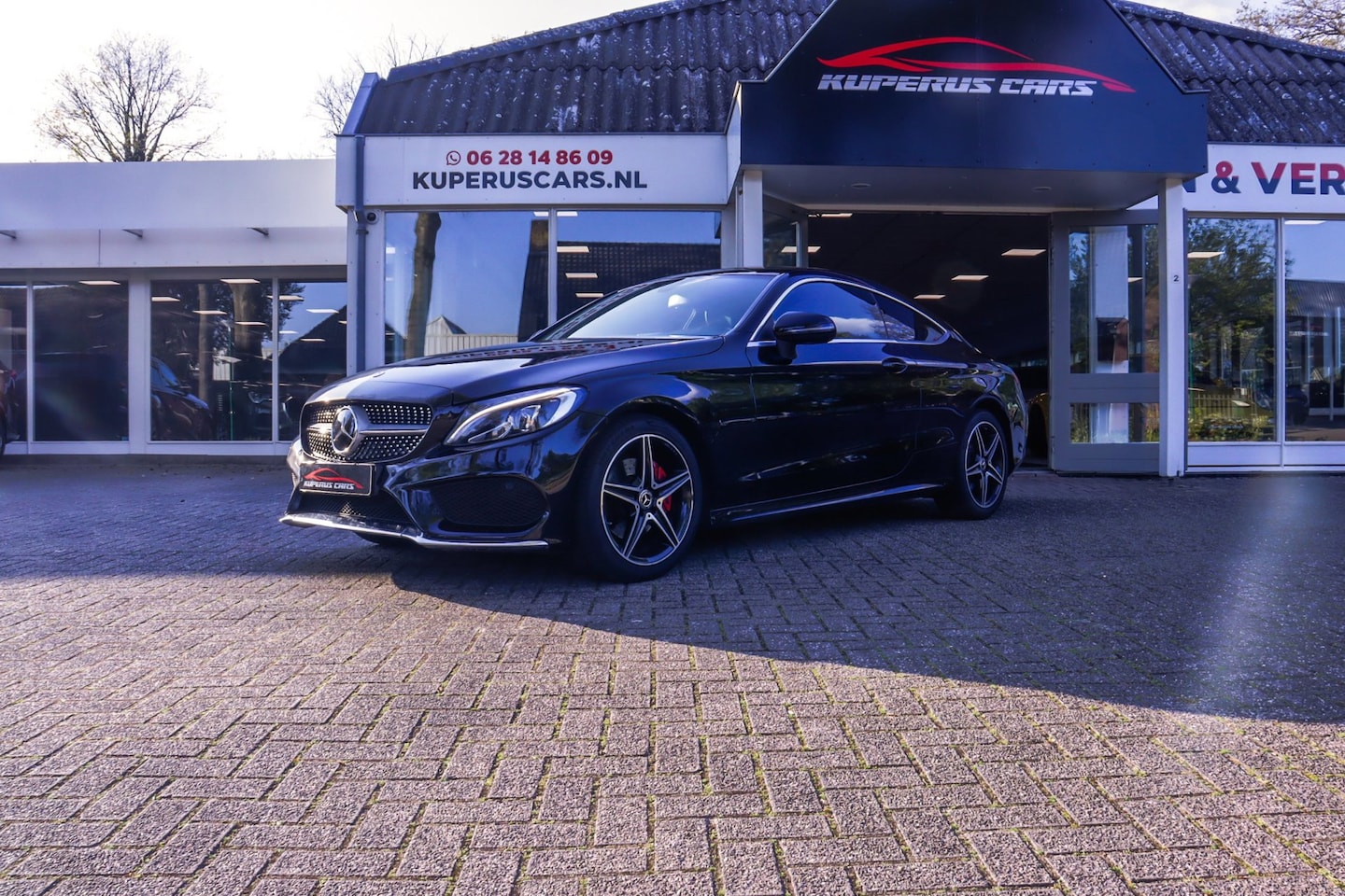 Mercedes-Benz C-klasse Coupé - 200 Prestige/AMG/Carplay/Camera/18"/LED - AutoWereld.nl