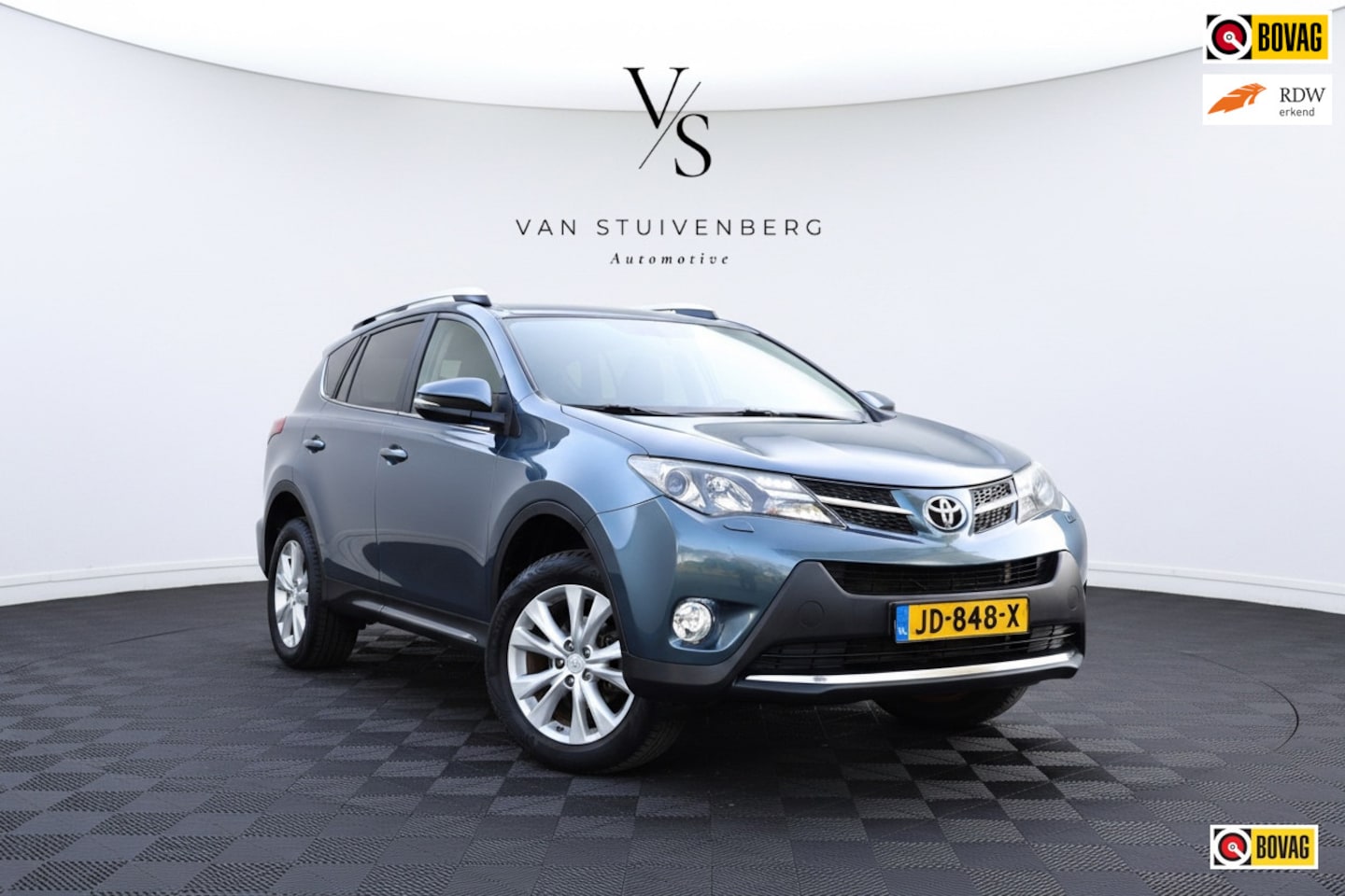 Toyota RAV4 - 2.0 Dynamic 4WD AUTOMAAT CRUISE NAVI TREKHAAK - AutoWereld.nl