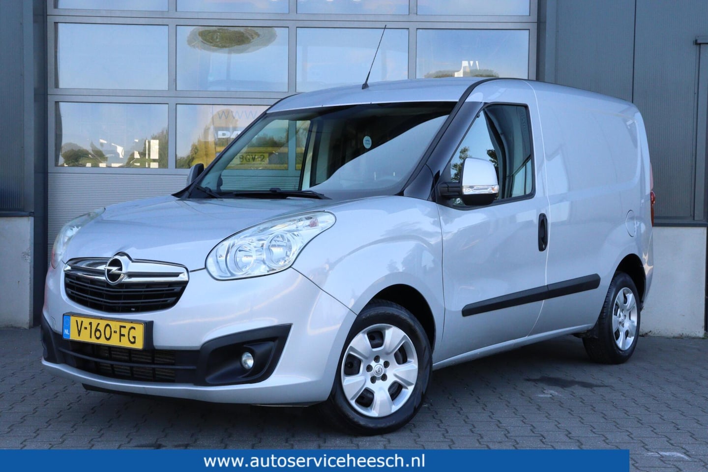 Opel Combo - 1.6 CDTi L1H1 l AIRCO l NAVI l TREKHAAK l CRUISE CONTROL l EURO 6 - AutoWereld.nl