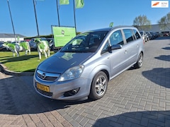 Opel Zafira - 1.6 Temptation / 7- persoons / APK mei 2027