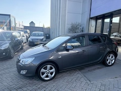 Opel Astra - 1.4 Turbo Edition AIRCO CRUISE PDC NAP INRUIL MOGELIJK