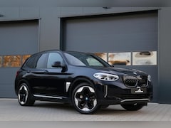 BMW iX3 - High Executive 80 kWh SOH100% AdaptivCruise Panodak Headup 360View Harman/Kardon Trekhaak