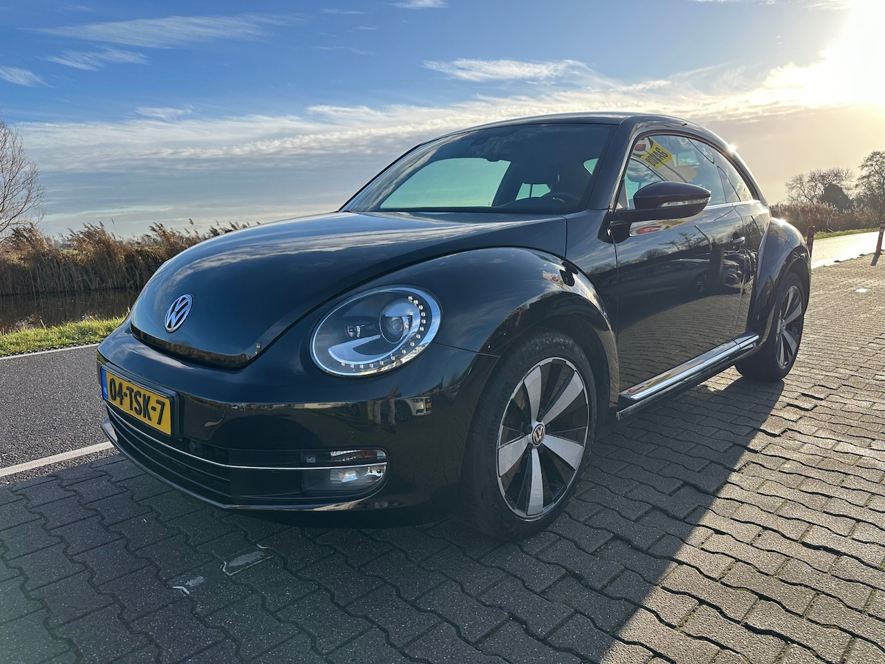 Volkswagen Beetle - 1.2 TSI Design Xenon, Navi, PDC, Cruisecontr. - AutoWereld.nl