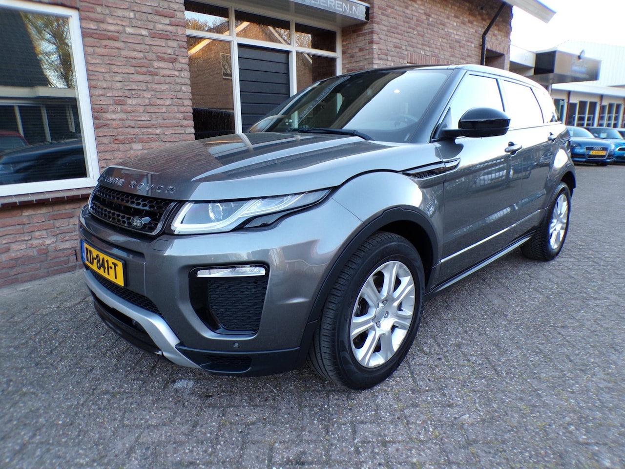 Land Rover Range Rover Evoque - 2.0 TD4 HSE Dynamic Automaat / Leder / Navi / Panoramadak - AutoWereld.nl