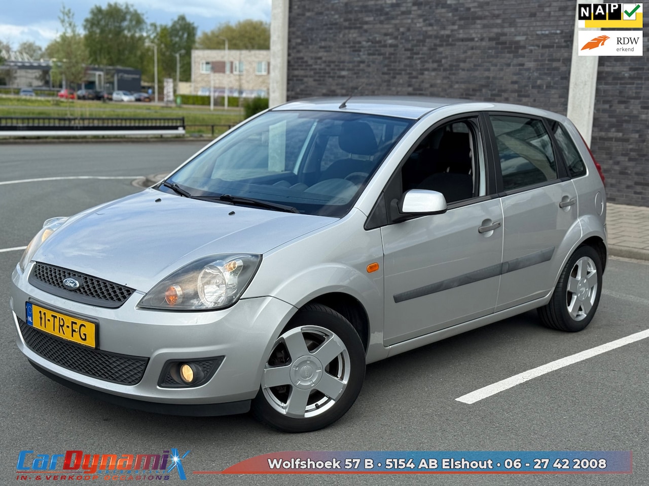 Ford Fiesta - 1.4-16V Futura | Airco | Nieuwe APK | Rijd Fijn - AutoWereld.nl