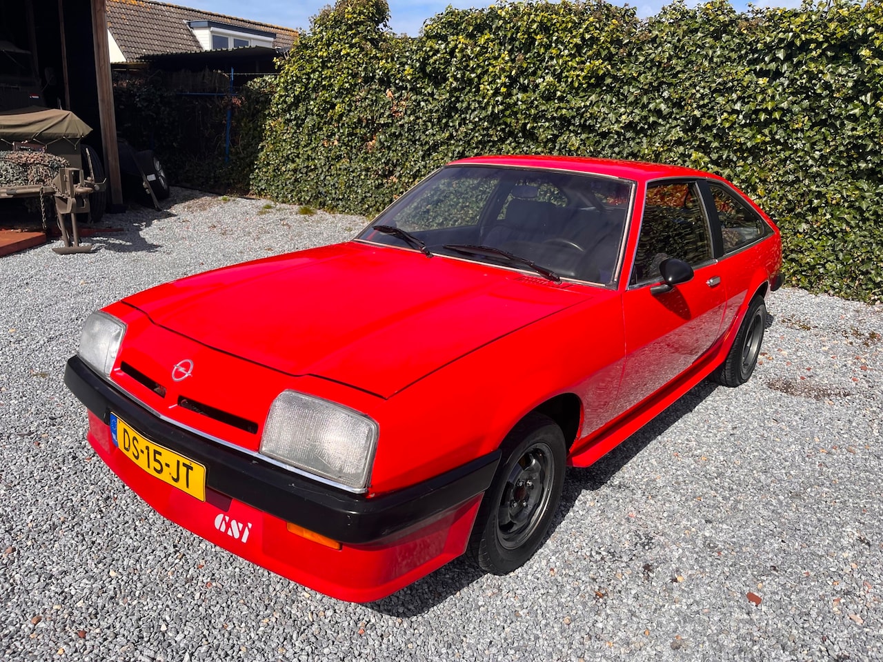 Opel Manta - GTJ combi 2.0 S GTJ combi 2.0 S - AutoWereld.nl