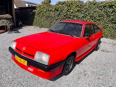 Opel Manta - GTJ combi 2.0 S