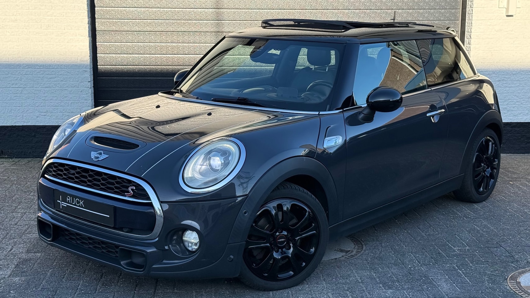 MINI Cooper S - Mini 2.0 | Pano | HUD | ACC | JCW | 1E EIG |Dealer OH - AutoWereld.nl