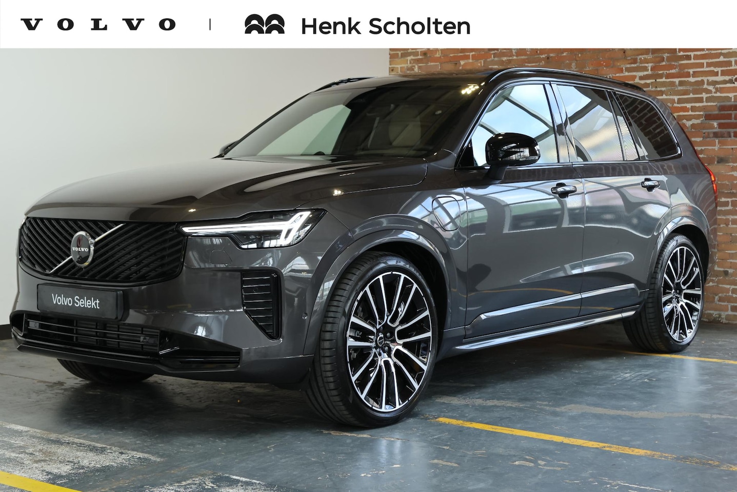 Volvo XC90 - T8 Plug-in hybrid AWD Ultra Dark | Semi-Electrische Wegklapbare Trekhaak | Panoramadak | L - AutoWereld.nl