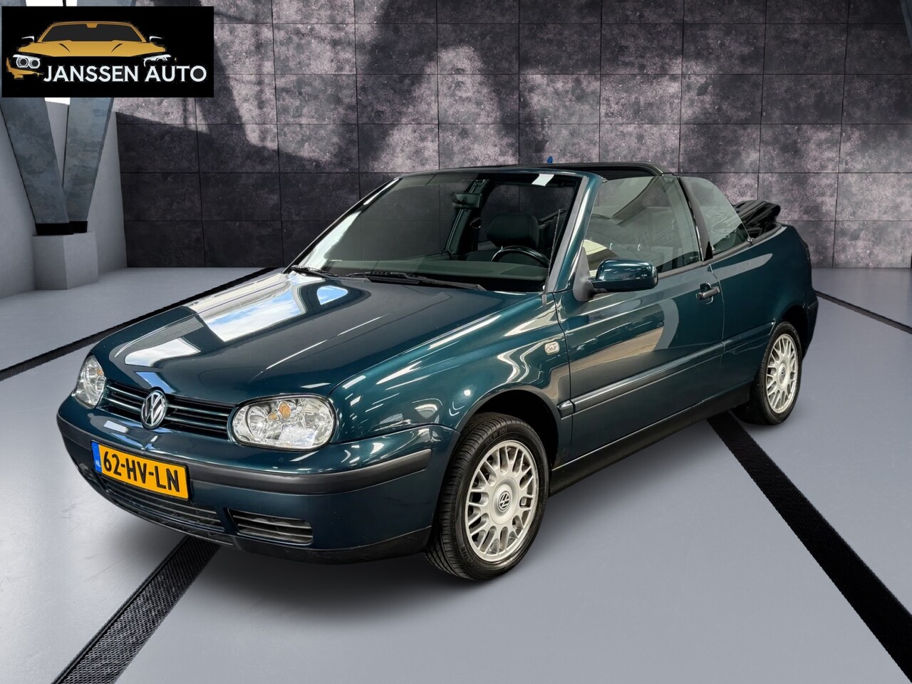 Volkswagen Golf Cabriolet - 2.0 Trendline | Zeer netjes | Nieuwe Distributie | Nieuwe Koppeling - AutoWereld.nl