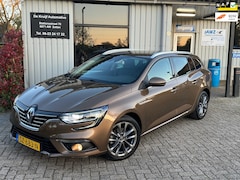 Renault Mégane Estate - 1.2 TCe Série Signature Exclusiv|CAMERA|BOSE|MASSAGE|PDC|NAVI|LMV|CARPLAY|CRUISE|LEDER|KEY