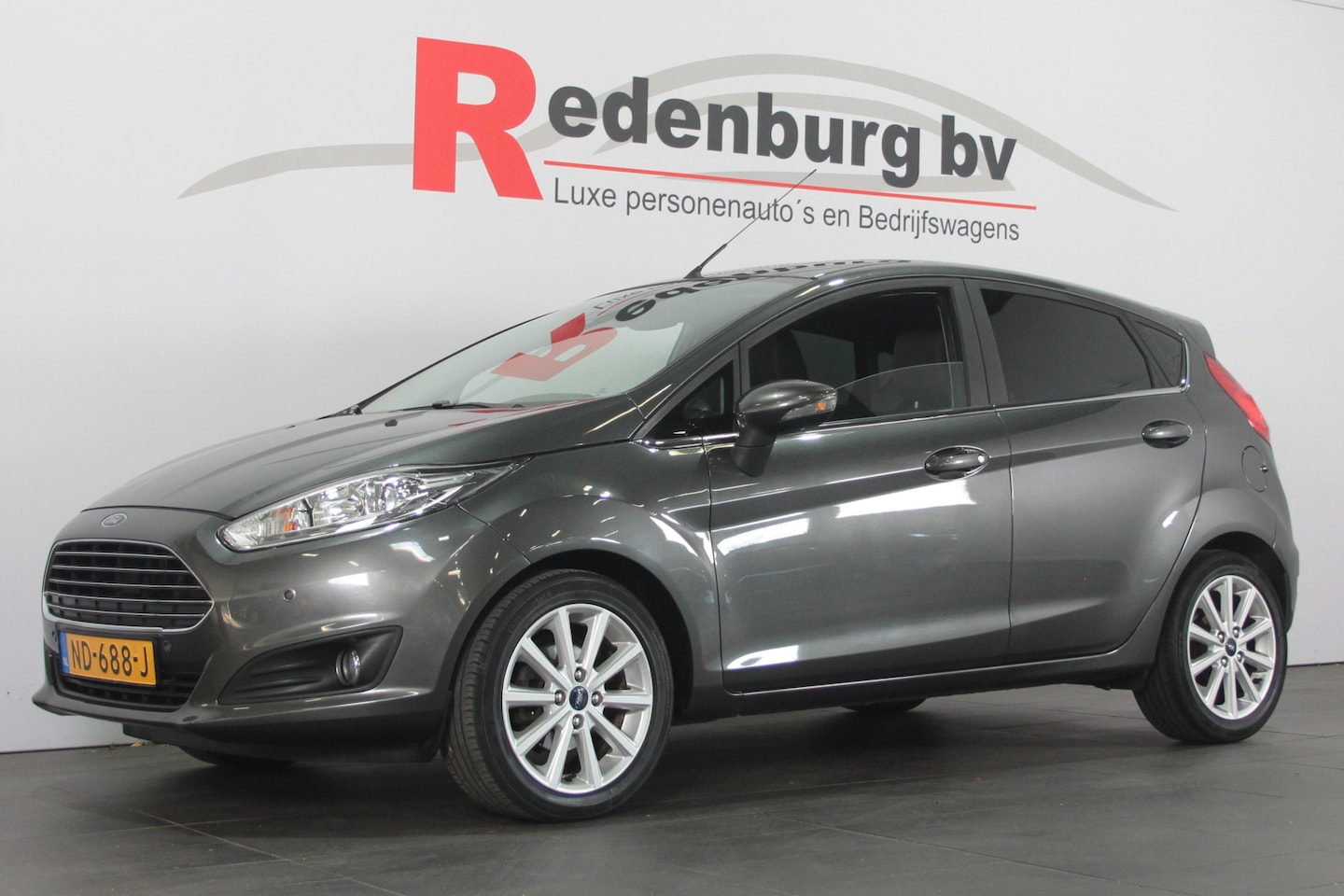 Ford Fiesta - 1.0 EcoBoost Titanium - Automaat - Navi / BT / Cruise - AutoWereld.nl