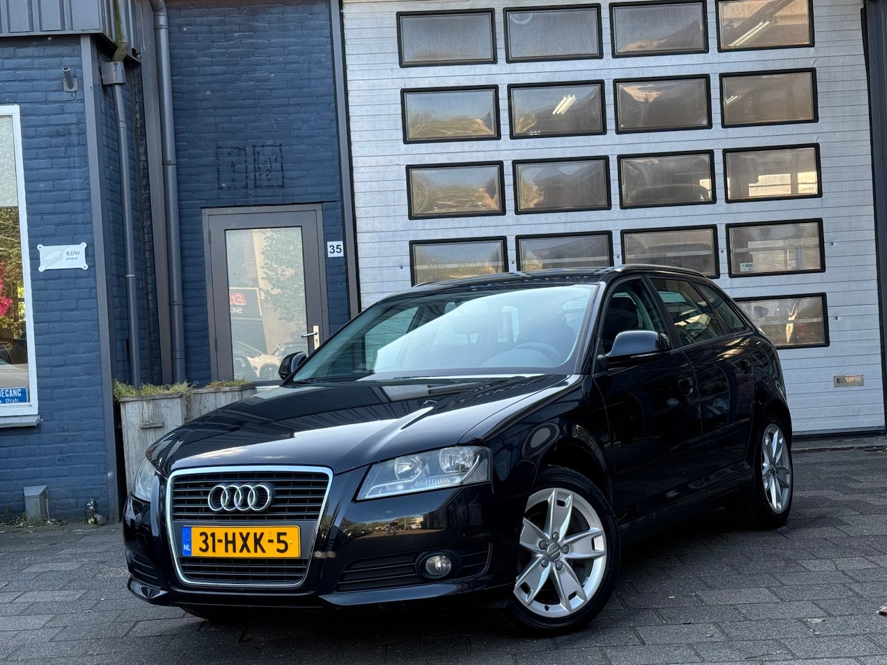 Audi A3 Sportback - 1.8 TFSI Ambition Pro Line | Clima | Cruise | LMV | N.A.P - AutoWereld.nl