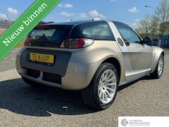 Smart Roadster Coupé - 82pk, lederpakket, lage km stand