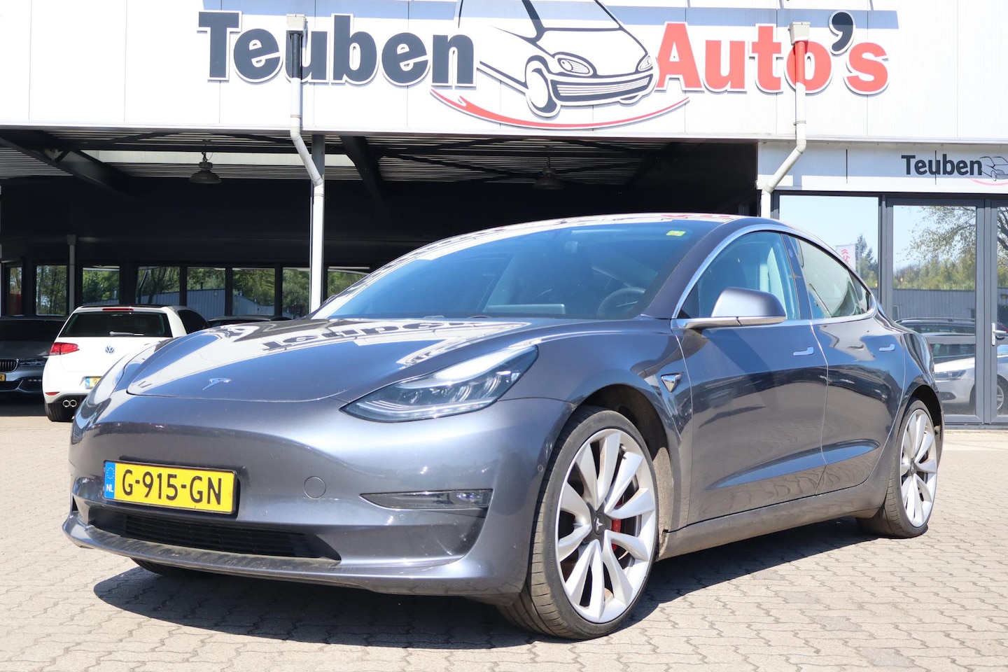 Tesla Model 3 - Performance AWD 75 kWh | SOH 88,3% | Autopilot 3.0 | Stoelverwarming - AutoWereld.nl