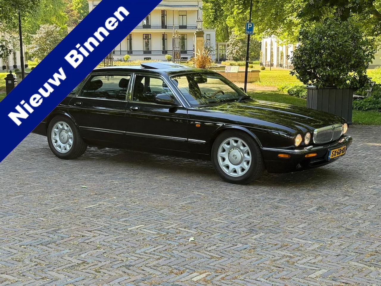 Daimler Super V8 - 4.0 Bj 1998 V8 368pk Uniek !! Vol optie - AutoWereld.nl