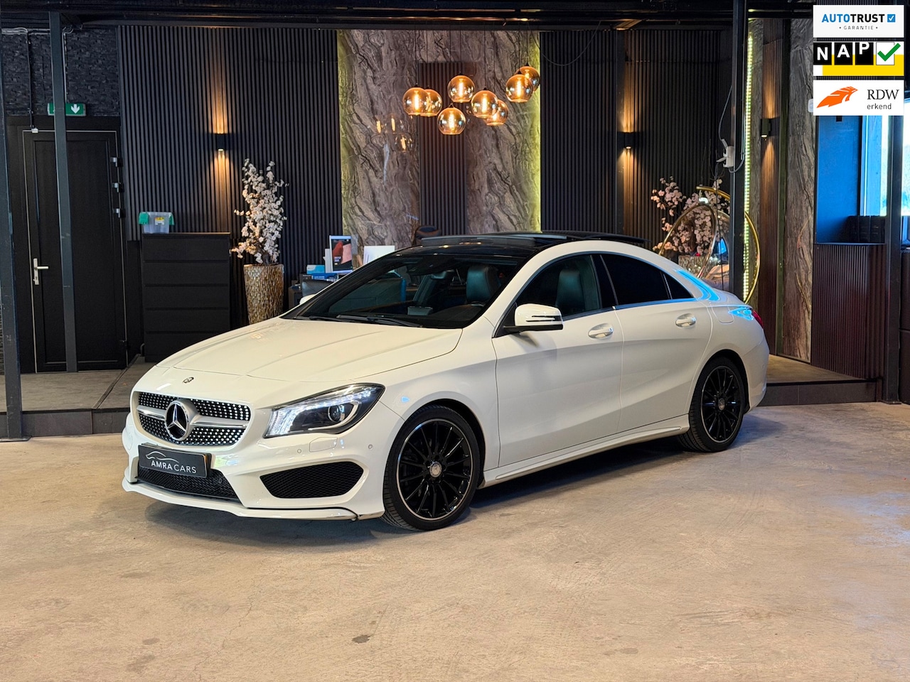 Mercedes-Benz CLA-Klasse - 200 AMG|PANORAMA|MEMORY - AutoWereld.nl