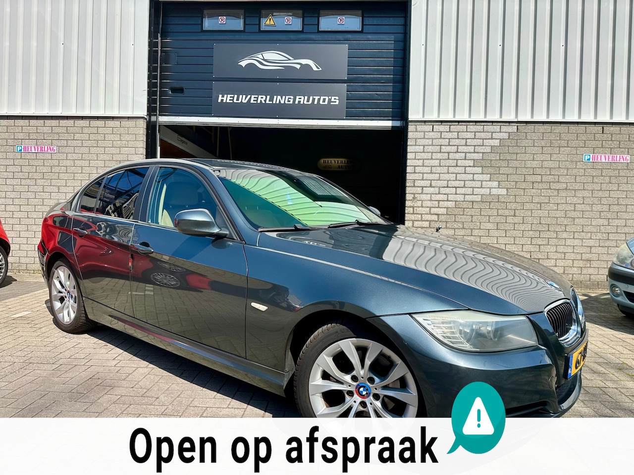 BMW 3-serie - 318i Business Line | Automaat | Navi | Cruise | PDC - AutoWereld.nl