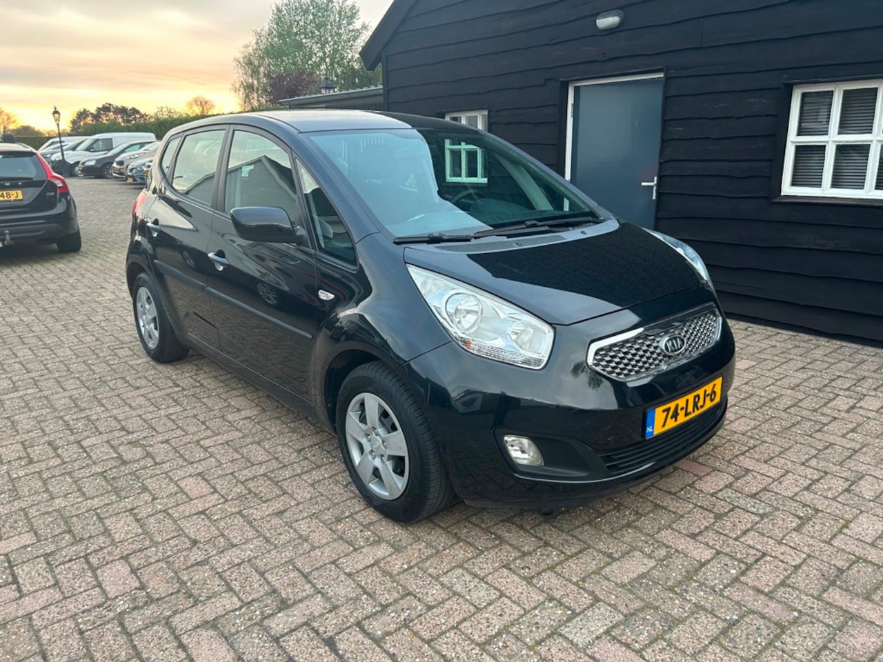 Kia Venga - 1.6 CVVT X-tra 1.6 CVVT X-tra - AutoWereld.nl