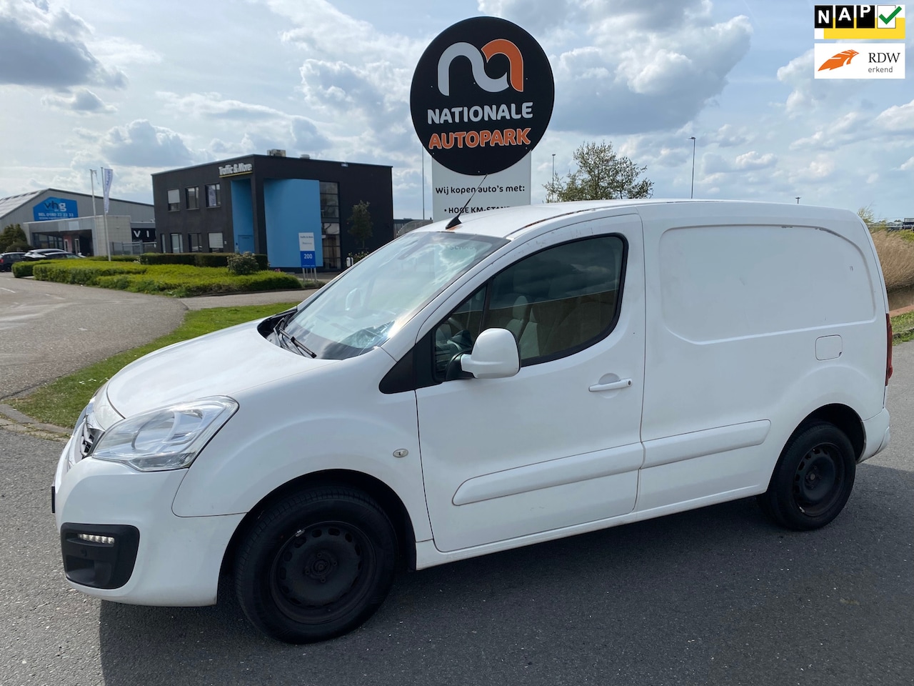 Peugeot Partner - | 2015 | 120 1.6 BlueHDi 100 L1 Première S&S | APK - AutoWereld.nl